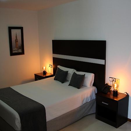 Hospedium Hotel Blu Torre De Sevilla 托里蒂拉雷纳 外观 照片