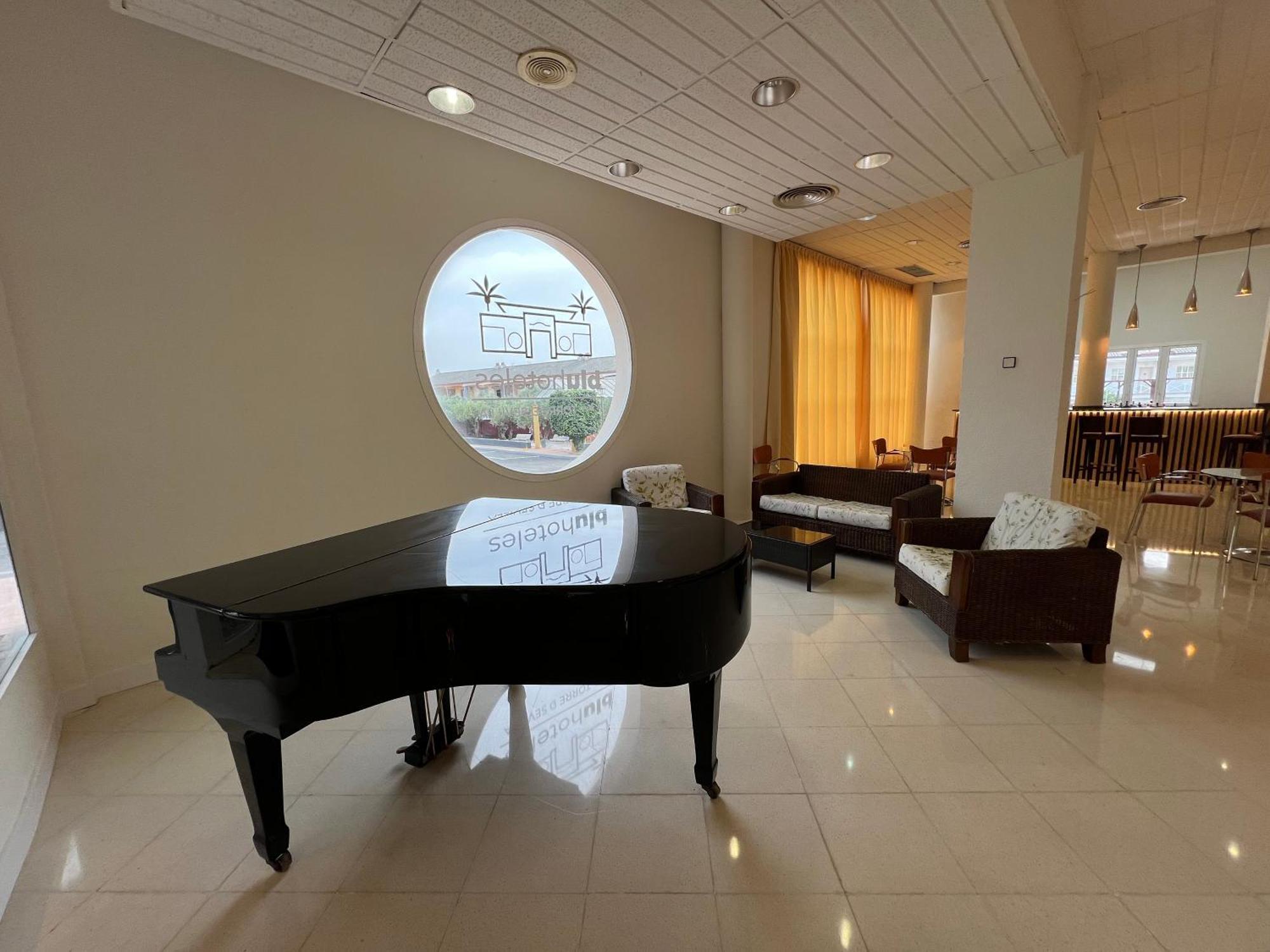 Hospedium Hotel Blu Torre De Sevilla 托里蒂拉雷纳 外观 照片