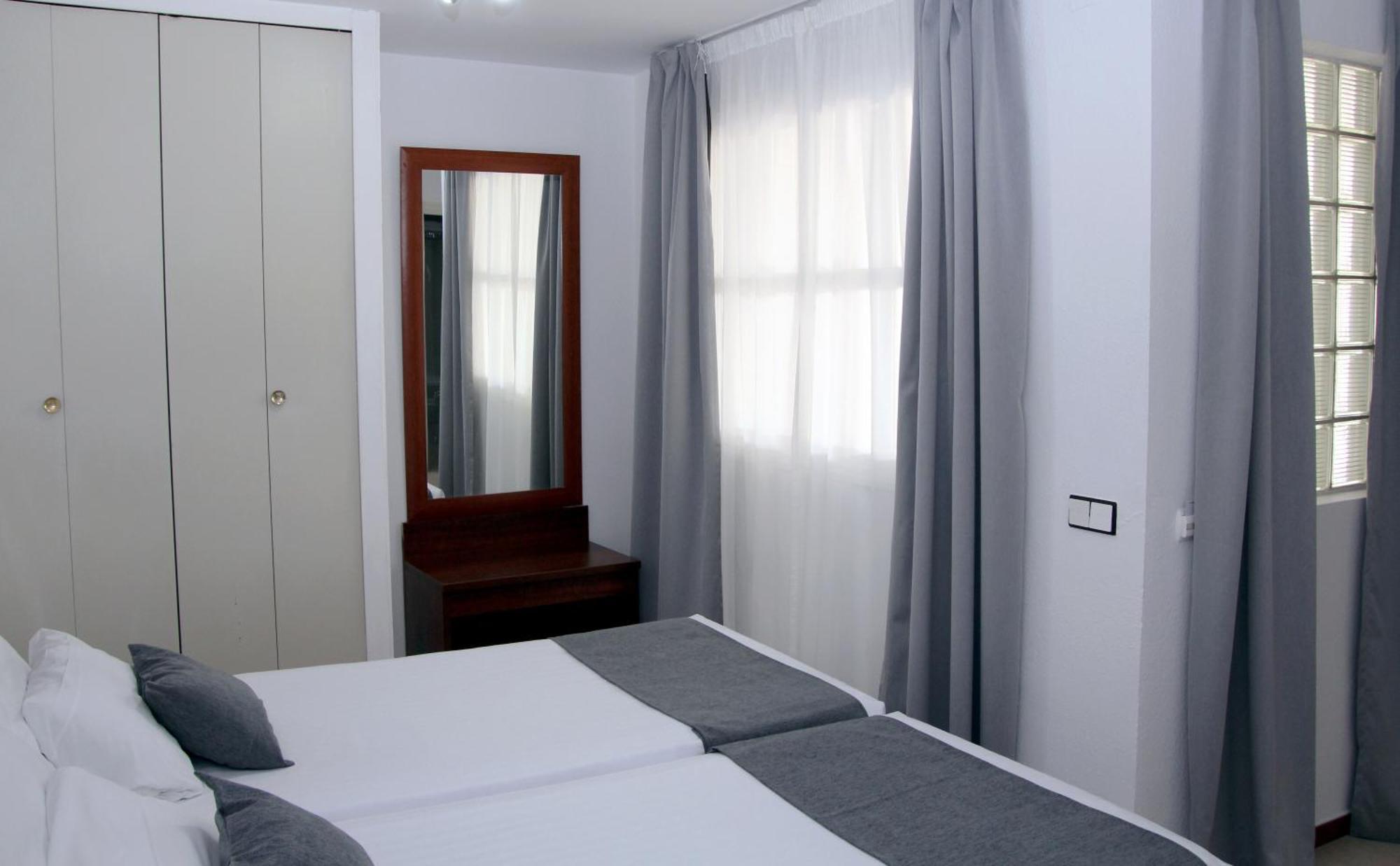 Hospedium Hotel Blu Torre De Sevilla 托里蒂拉雷纳 外观 照片